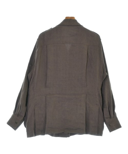Sasquatchfabrix. เสื้อลำลอง