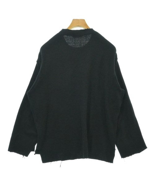 VICTIM เสื้อกันหนาว