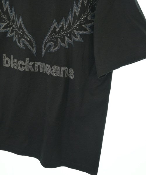 black means เสื้อยืด/เสื้อท็อปส์