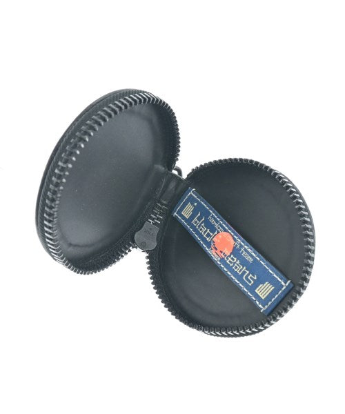 black means อื่นๆ