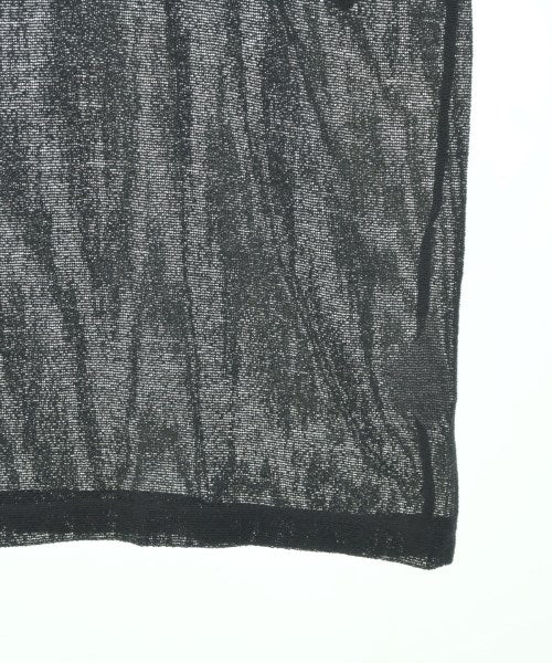 RUMBLE RED เสื้อยืด/เสื้อท็อปส์