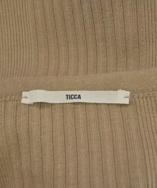 TICCA เสื้อยืด/เสื้อท็อปส์