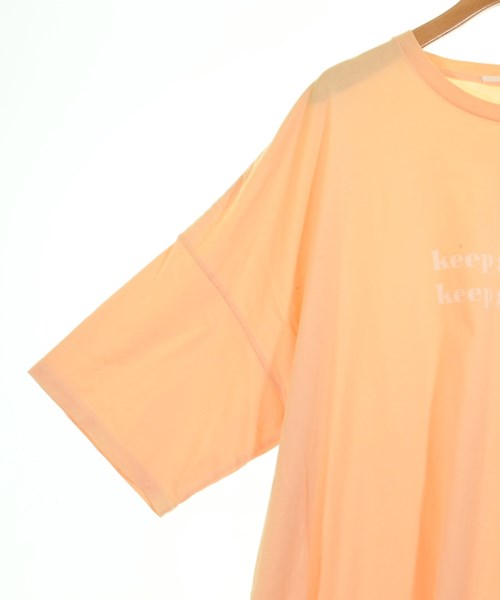 TICCA เสื้อยืด/เสื้อท็อปส์