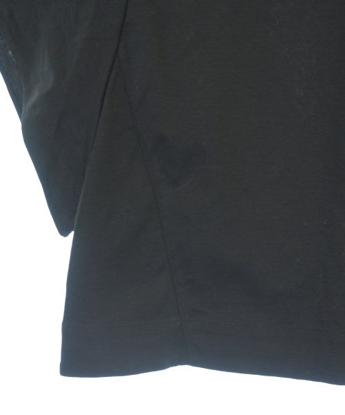 yuni เสื้อยืด/เสื้อท็อปส์