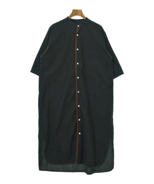 yuni เดรสที่เป็นเสื้อเชิ้ตตัวยาว