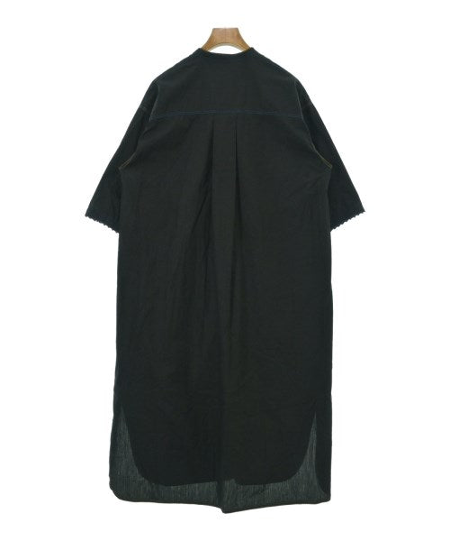 yuni เดรสที่เป็นเสื้อเชิ้ตตัวยาว