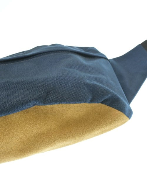 Drifter กระเป๋าสะพายข้าง