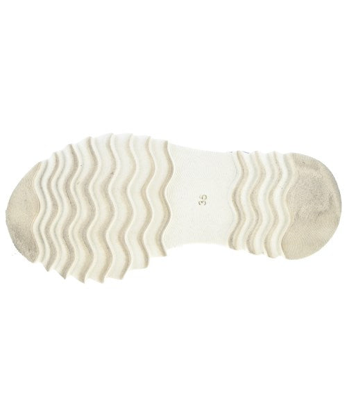 Luca Grossi รองเท้าแตะ