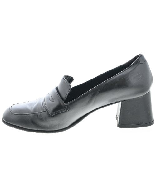 Luca Grossi รองเท้าส้นสูง