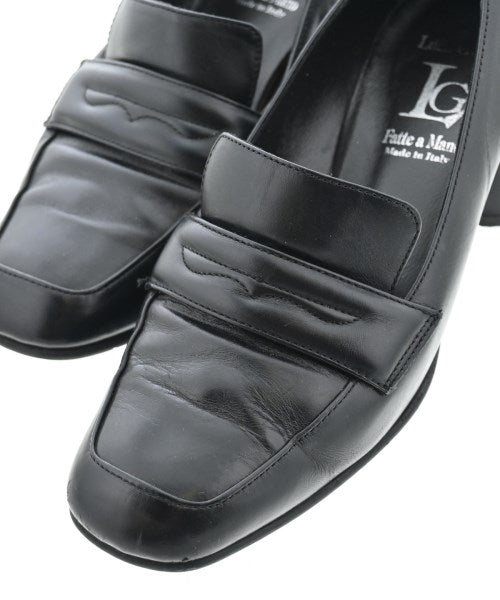 Luca Grossi รองเท้าส้นสูง