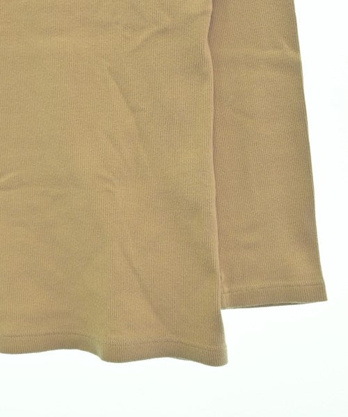 Le minor เสื้อยืด/เสื้อท็อปส์