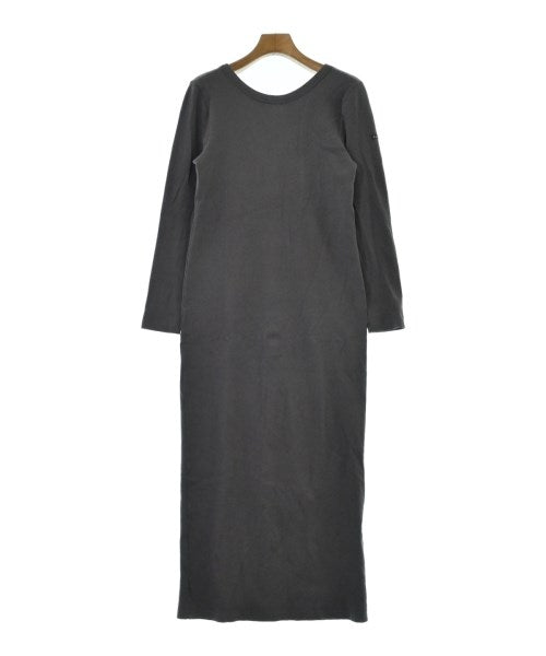 Le minor ชุดเดรส