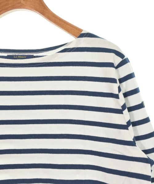 Le minor เสื้อยืด/เสื้อท็อปส์