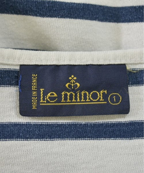 Le minor เสื้อยืด/เสื้อท็อปส์