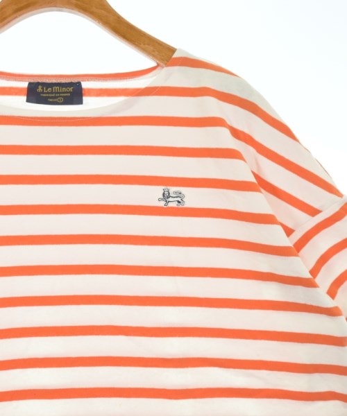 Le minor เสื้อยืด/เสื้อท็อปส์