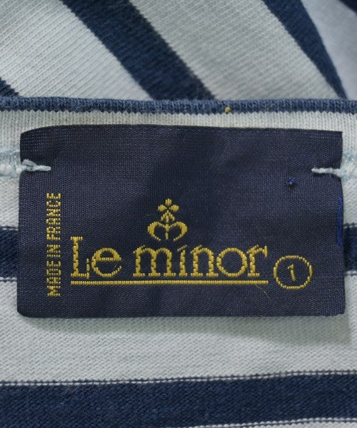 Le minor เสื้อยืด/เสื้อท็อปส์