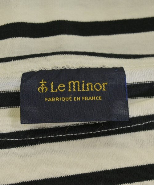 Le minor เสื้อยืด/เสื้อท็อปส์