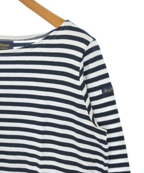 Le minor เสื้อยืด/เสื้อท็อปส์