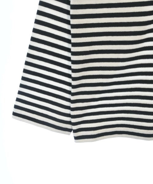 Le minor เสื้อยืด/เสื้อท็อปส์