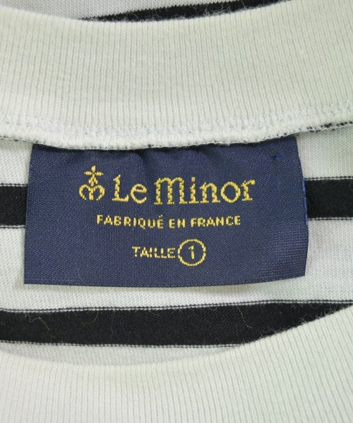 Le minor เสื้อยืด/เสื้อท็อปส์