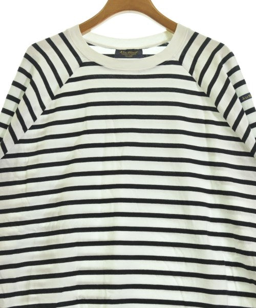 Le minor เสื้อยืด/เสื้อท็อปส์