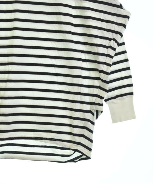 Le minor เสื้อยืด/เสื้อท็อปส์