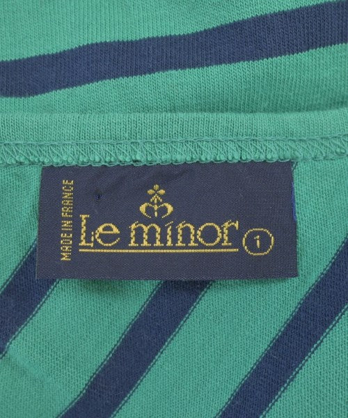 Le minor เสื้อยืด/เสื้อท็อปส์