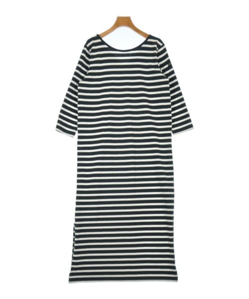 Le minor ชุดเดรส