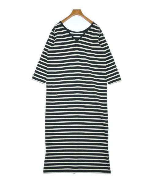 Le minor ชุดเดรส