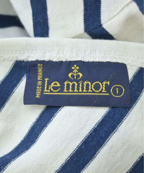 Le minor เสื้อยืด/เสื้อท็อปส์