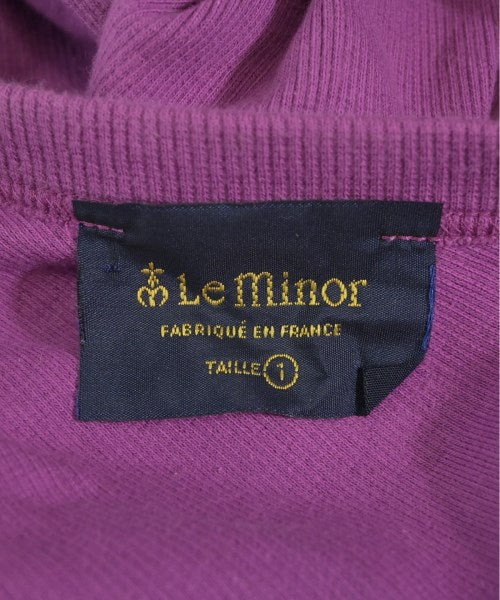 Le minor เสื้อยืด/เสื้อท็อปส์