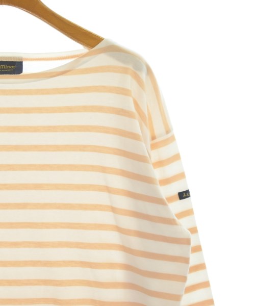 Le minor เสื้อยืด/เสื้อท็อปส์