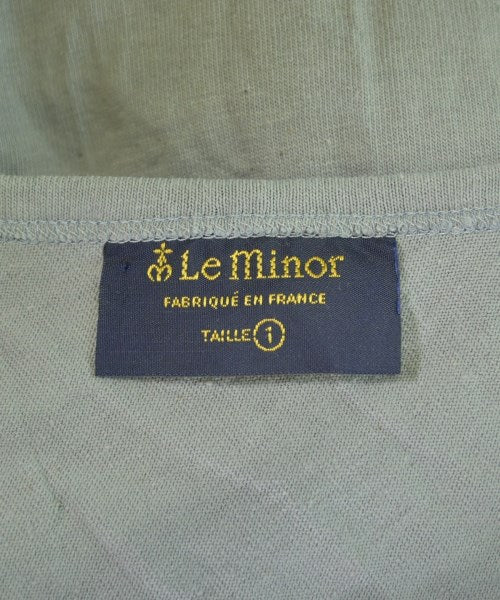 Le minor เสื้อยืด/เสื้อท็อปส์