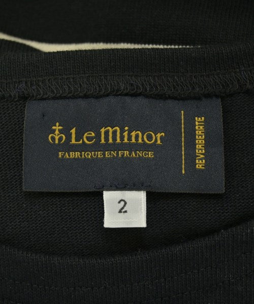 Le minor เสื้อยืด/เสื้อท็อปส์