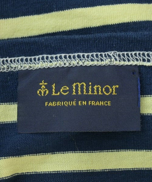 Le minor เสื้อยืด/เสื้อท็อปส์