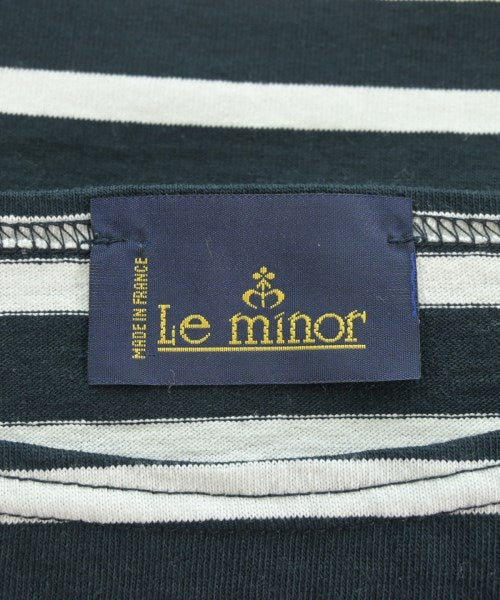 Le minor เสื้อยืด/เสื้อท็อปส์