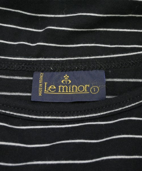 Le minor เสื้อยืด/เสื้อท็อปส์
