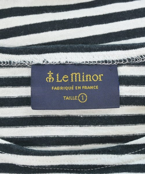 Le minor เสื้อยืด/เสื้อท็อปส์