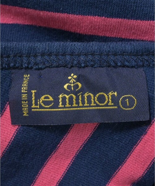 Le minor เสื้อยืด/เสื้อท็อปส์