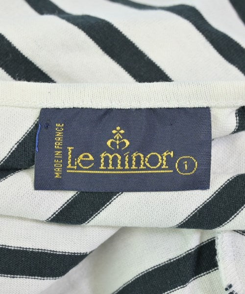 Le minor เสื้อยืด/เสื้อท็อปส์