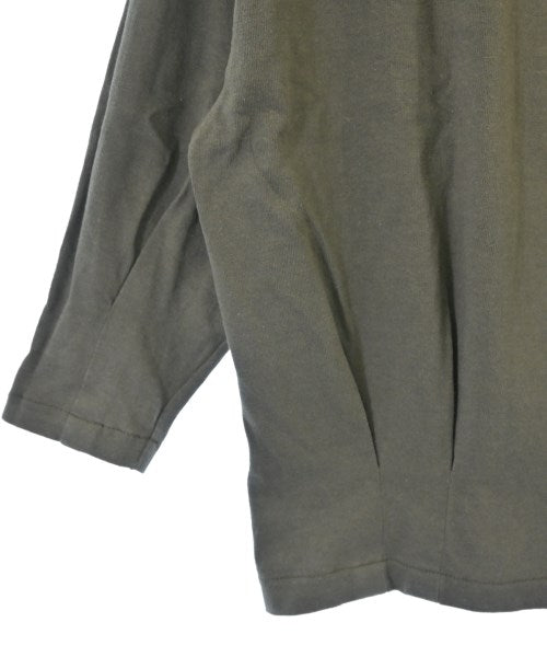 Le minor เสื้อยืด/เสื้อท็อปส์