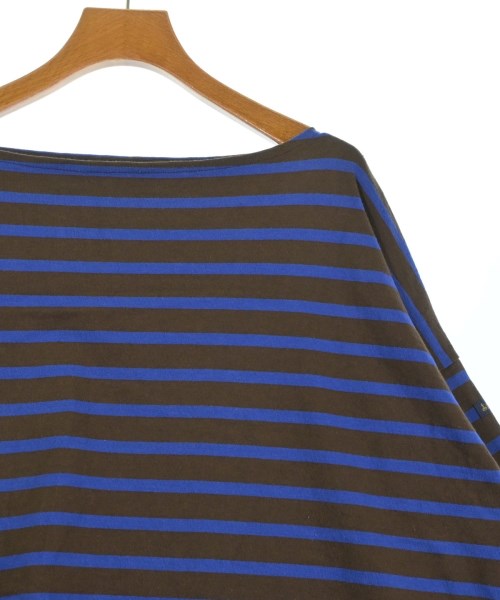Le minor เสื้อยืด/เสื้อท็อปส์