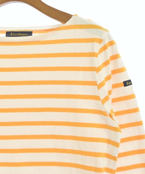 Le minor เสื้อยืด/เสื้อท็อปส์