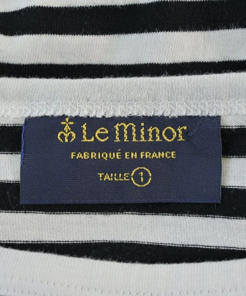 Le minor เสื้อยืด/เสื้อท็อปส์