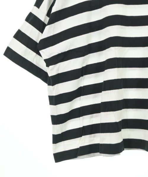 Le minor เสื้อยืด/เสื้อท็อปส์