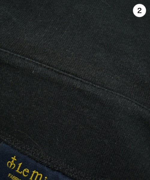 Le minor เสื้อยืด/เสื้อท็อปส์