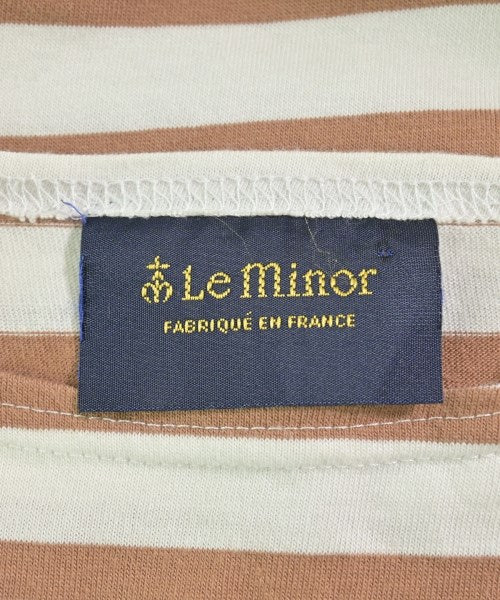 Le minor เสื้อยืด/เสื้อท็อปส์
