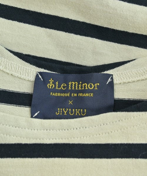 Le minor เสื้อยืด/เสื้อท็อปส์