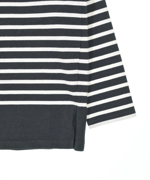 Le minor เสื้อยืด/เสื้อท็อปส์