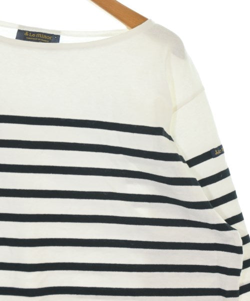 Le minor เสื้อยืด/เสื้อท็อปส์